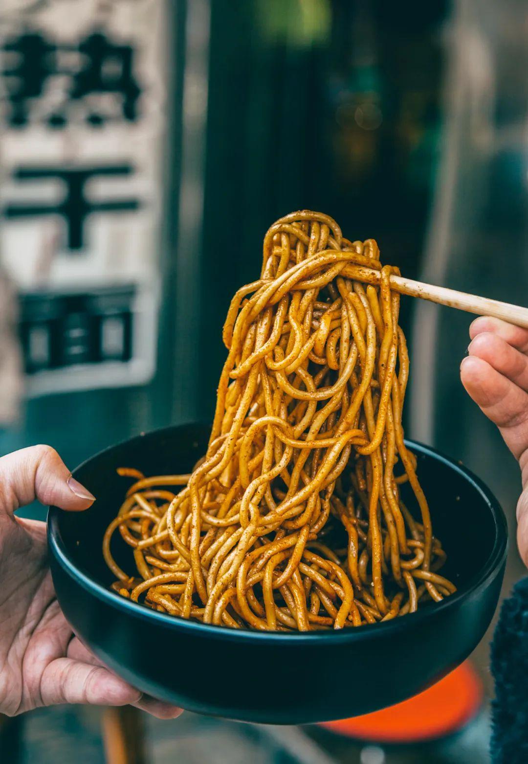 南京新街口美食之旅，一场味蕾的盛宴视频记录